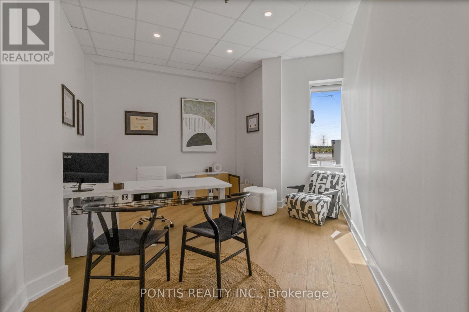 104 - 10 Topflight Drive, Mississauga, Ontario  L5S 0A8 - Photo 4 - W13209422