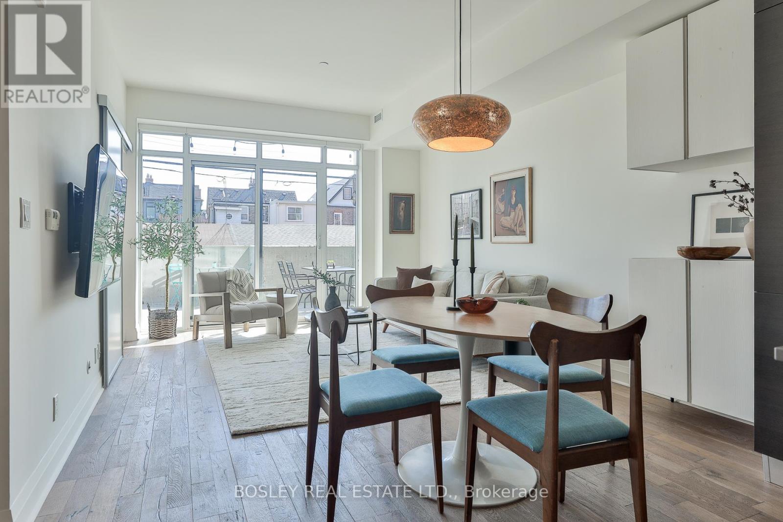 103 - 245 Perth Avenue, Toronto, Ontario  M6P 3X9 - Photo 4 - W13209446