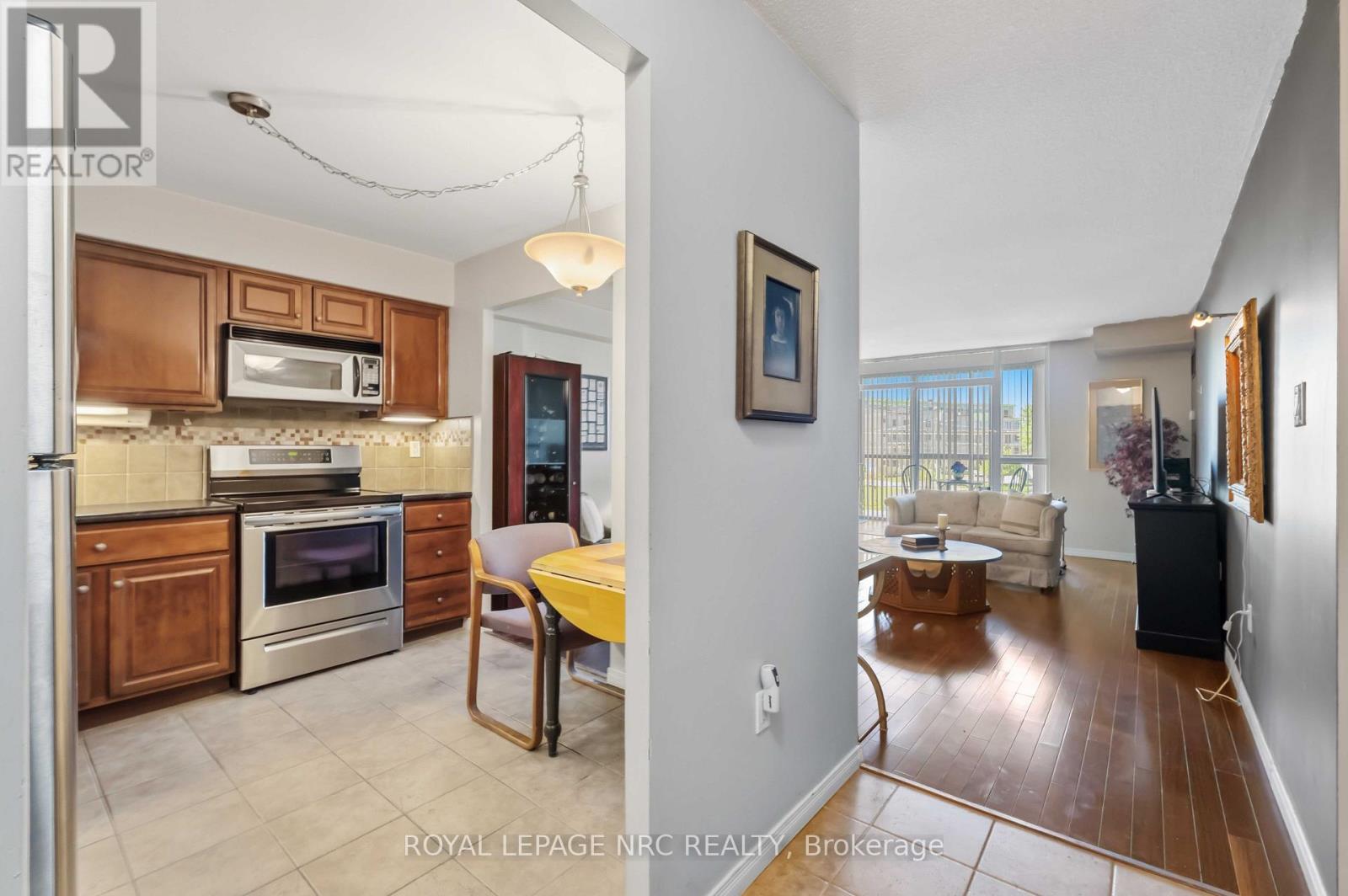 210 - 162 Martindale Road, St. Catharines, Ontario  L2S 3S4 - Photo 10 - X13209518