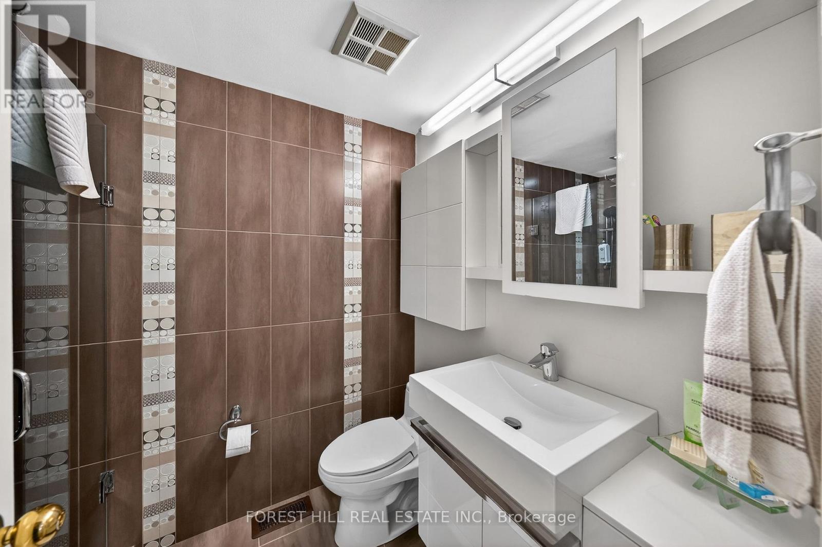252 Spadina Road, Toronto, Ontario  M5R 2V1 - Photo 25 - C13209478