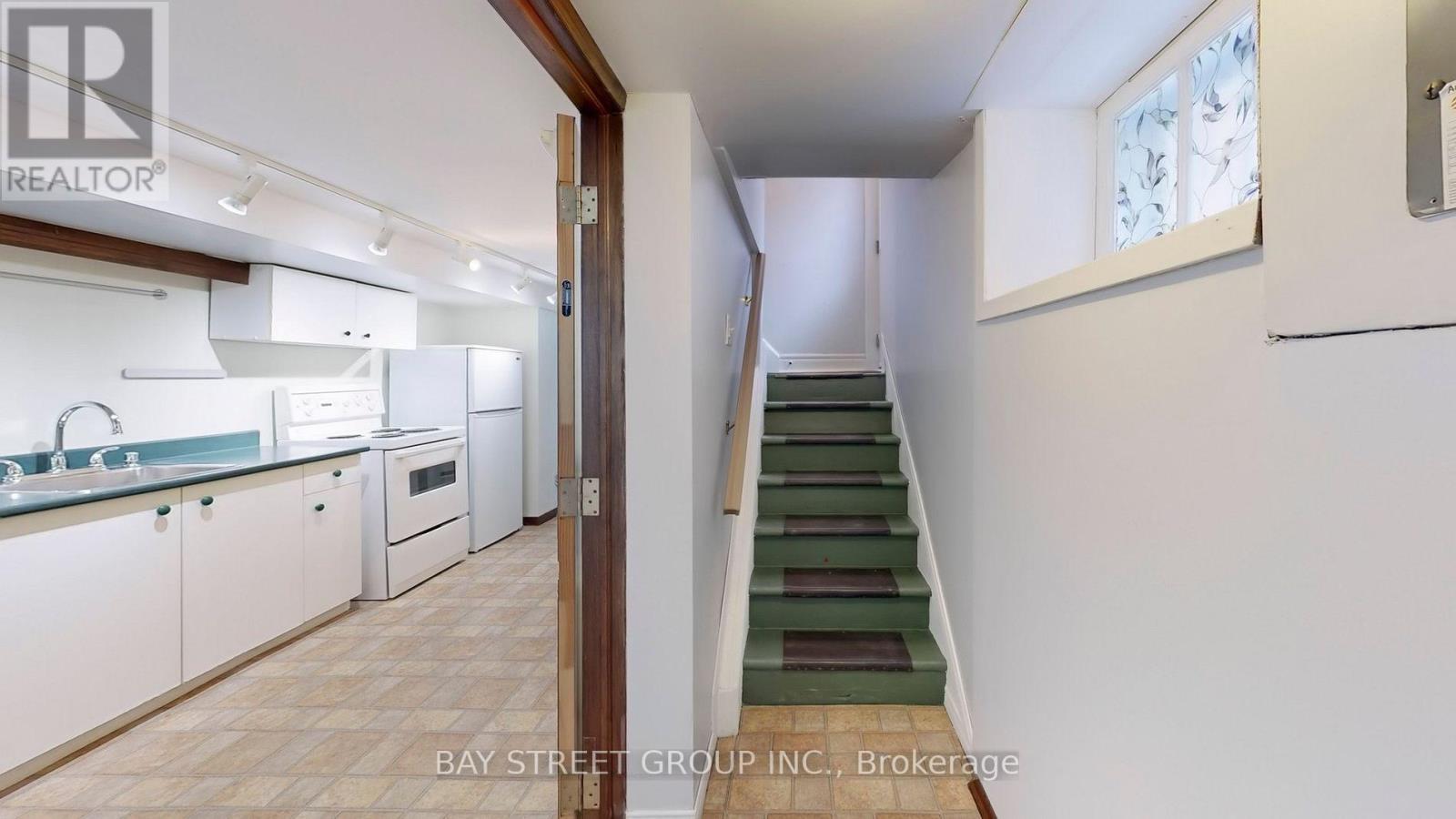 Basement - 390 Roehampton Avenue, Toronto, Ontario  M4P 1S4 - Photo 4 - C13209528