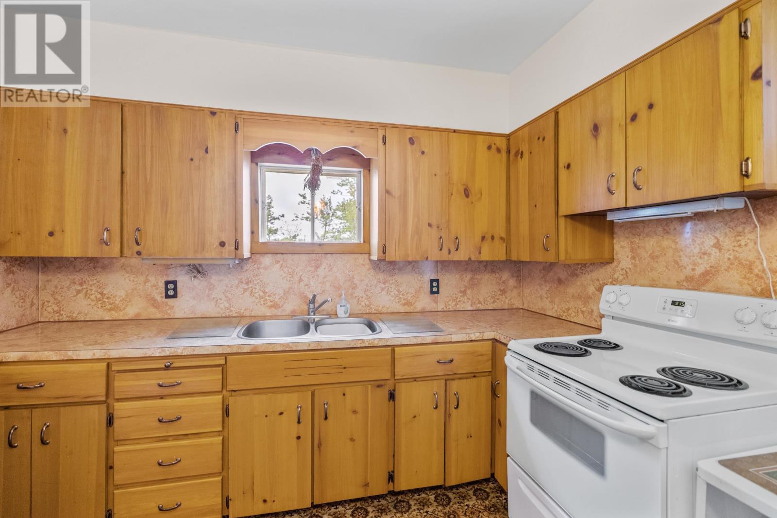 94 Highland Avenue, Charlottetown, Prince Edward Island  C1A 2H6 - Photo 20 - 202612486