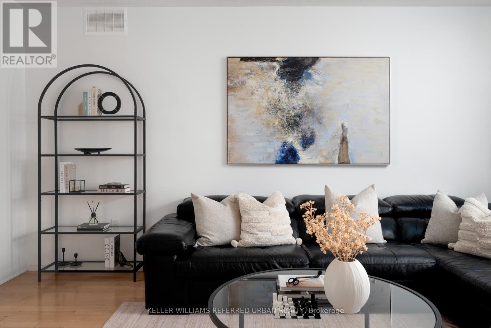 11 Winkler Terrace, Toronto, Ontario  M1L 0C3 - Photo 5 - E13209512