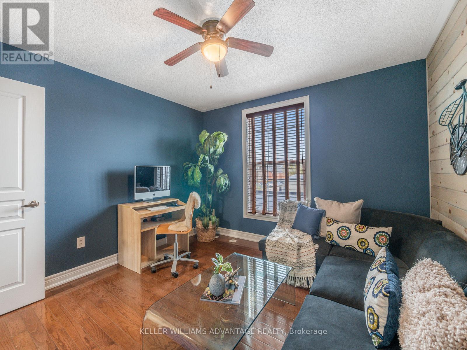 34 Fairhead Mews, Toronto, Ontario  M4E 3Y4 - Photo 14 - E13209530