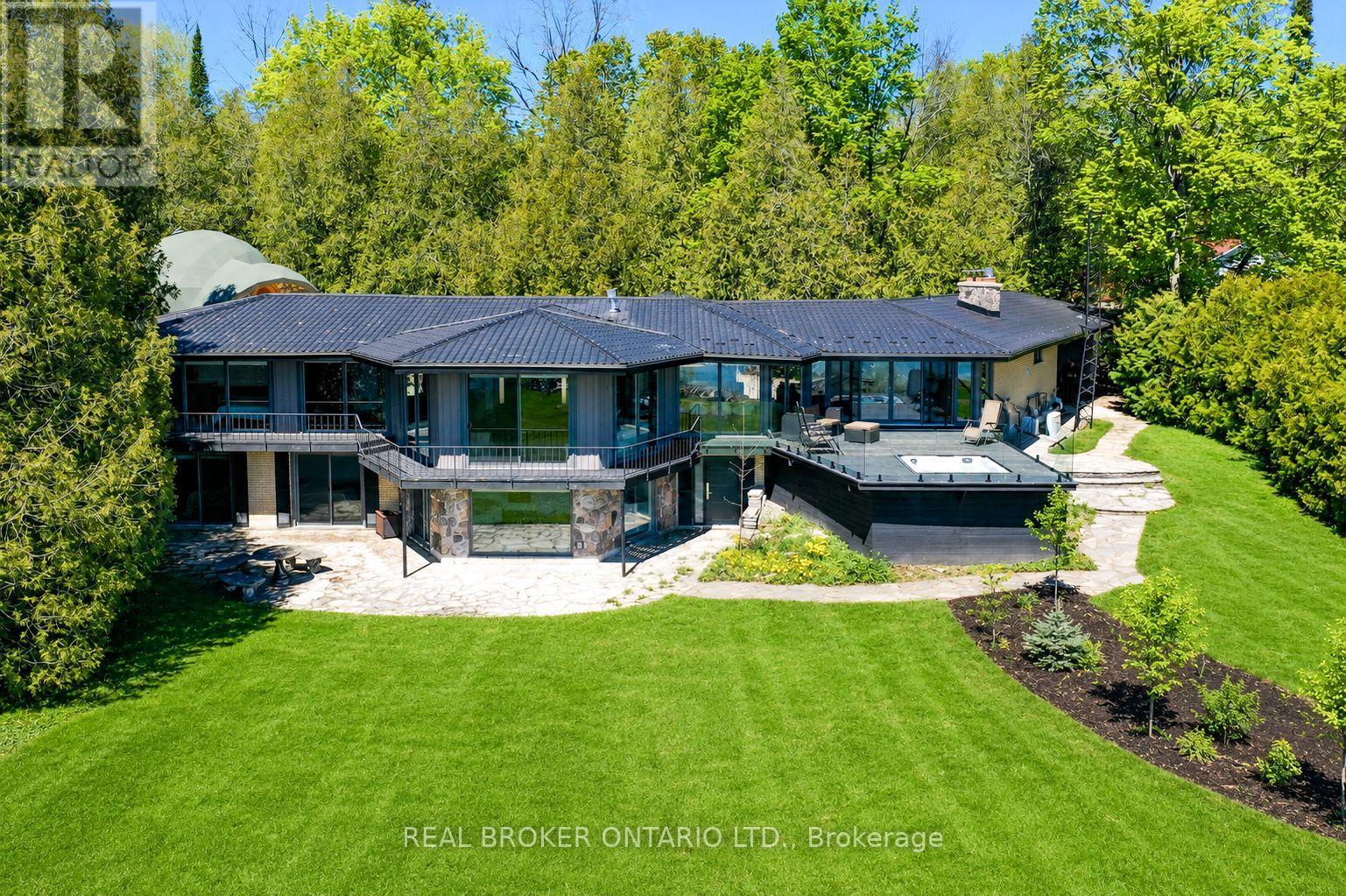 285 BALMY BEACH ROAD, Georgian Bluffs, Ontario
