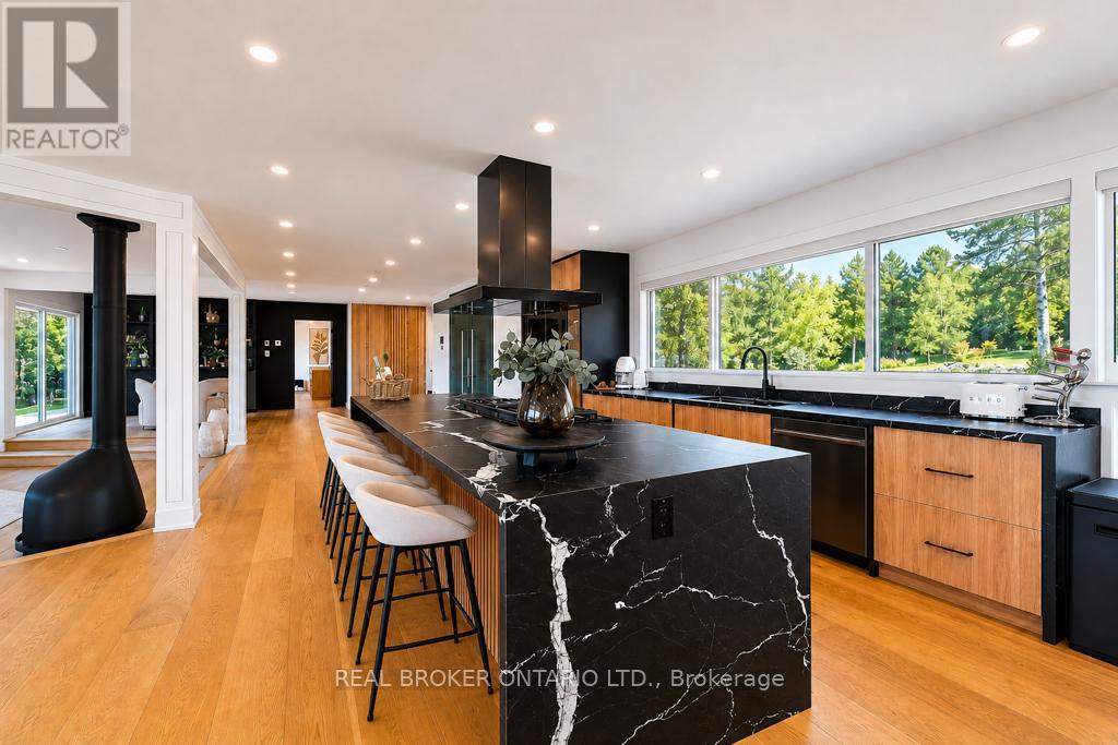 285 Balmy Beach Road, Georgian Bluffs, Ontario  N4K 5N4 - Photo 12 - X13209058