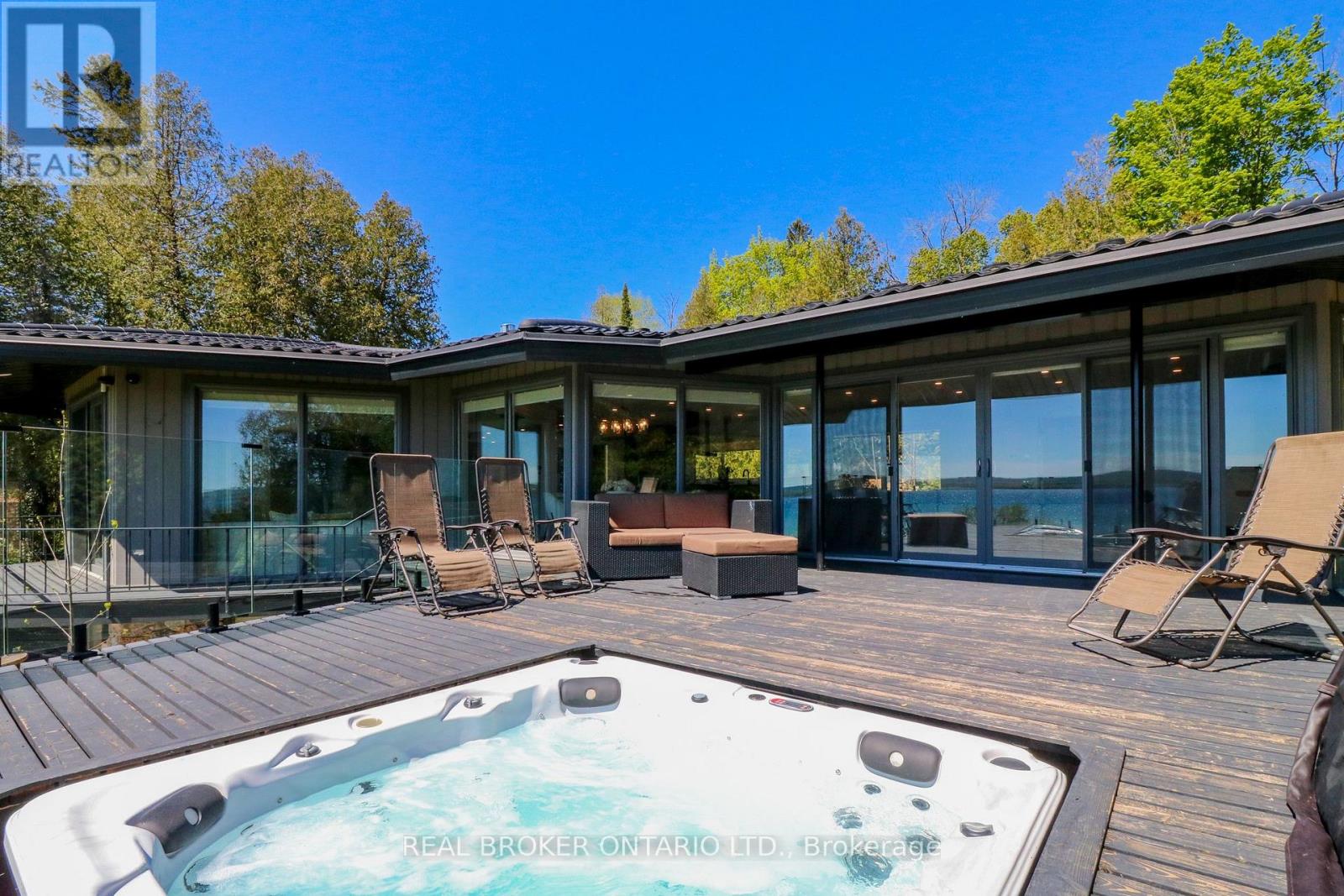 285 Balmy Beach Road, Georgian Bluffs, Ontario  N4K 5N4 - Photo 25 - X13209058