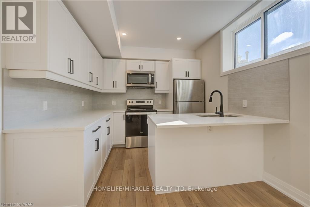 2-Lower - 160 Weber Street W, Kitchener, Ontario  N2H 4A4 - Photo 4 - X13209186