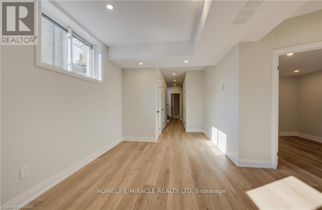 2-Lower - 160 Weber Street W, Kitchener, Ontario  N2H 4A4 - Photo 7 - X13209186