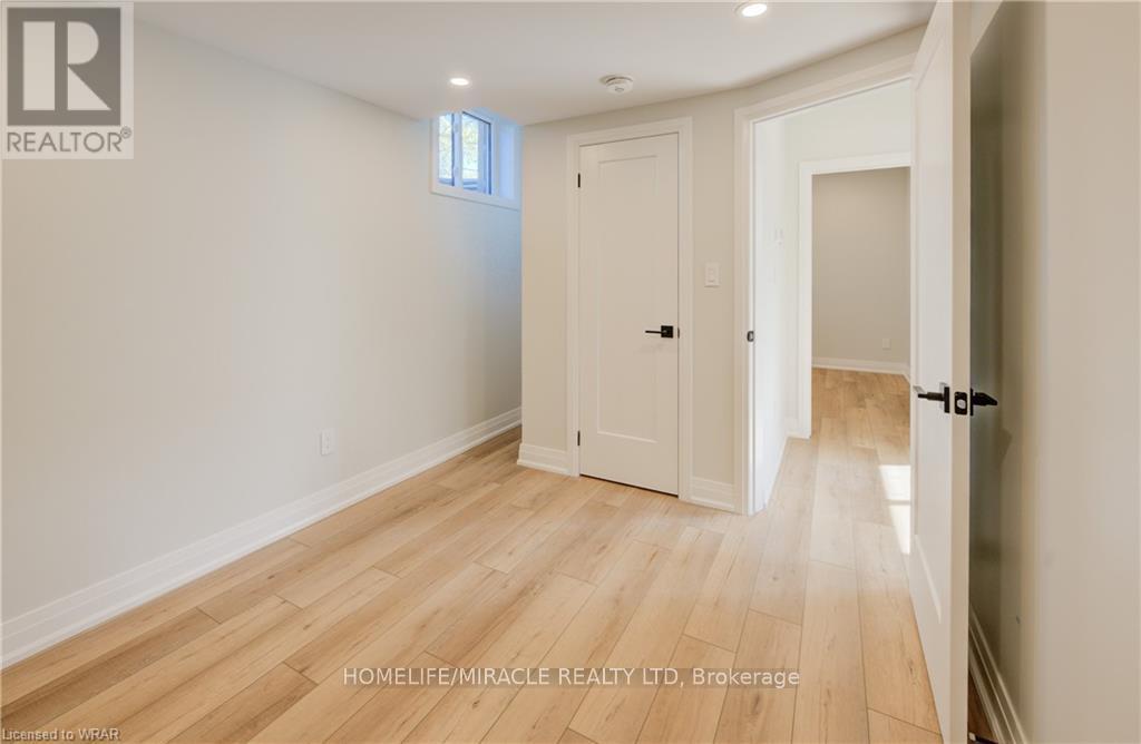 2-Lower - 160 Weber Street W, Kitchener, Ontario  N2H 4A4 - Photo 8 - X13209186