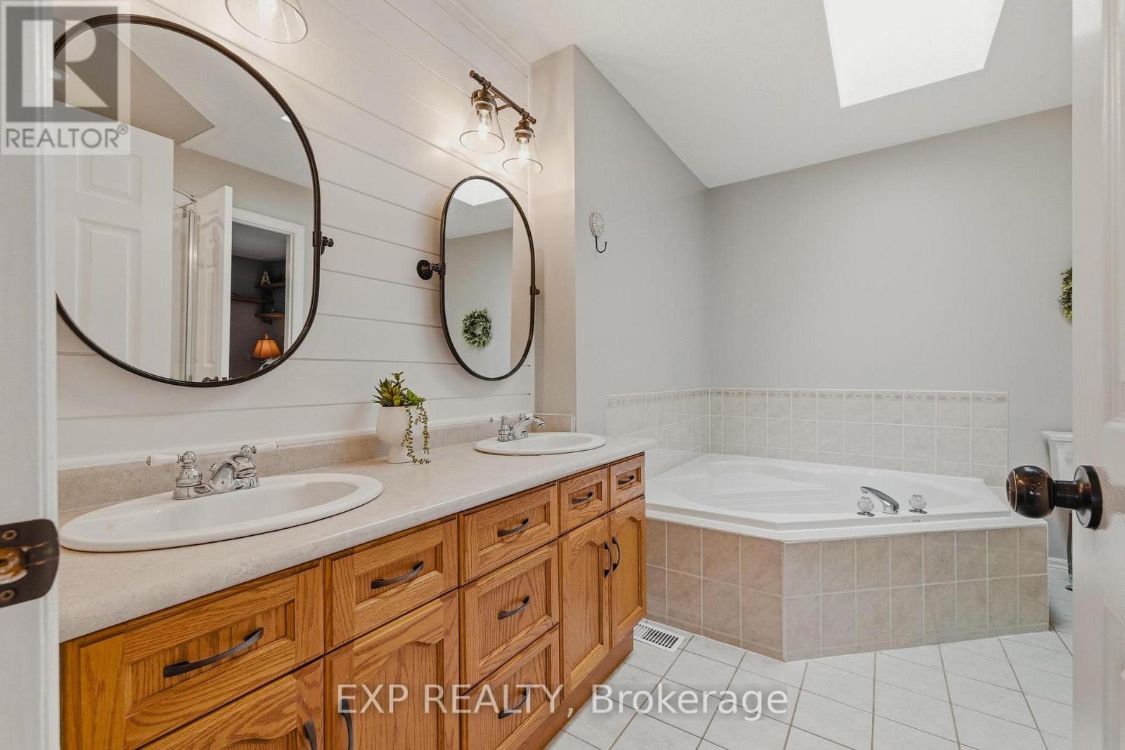6 Berdux Place, Wellesley, Ontario  N0B 2T0 - Photo 17 - X13209204