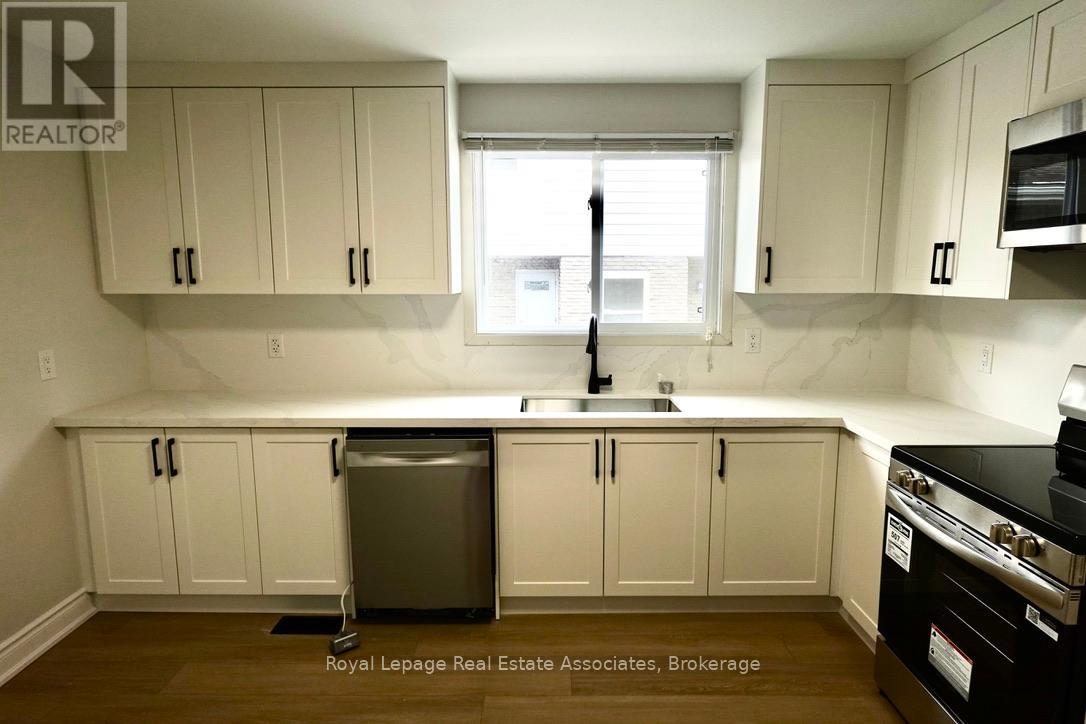 Unit 2 - 246 Marlborough Street, Brantford, Ontario  N3S 4T3 - Photo 2 - X13209372