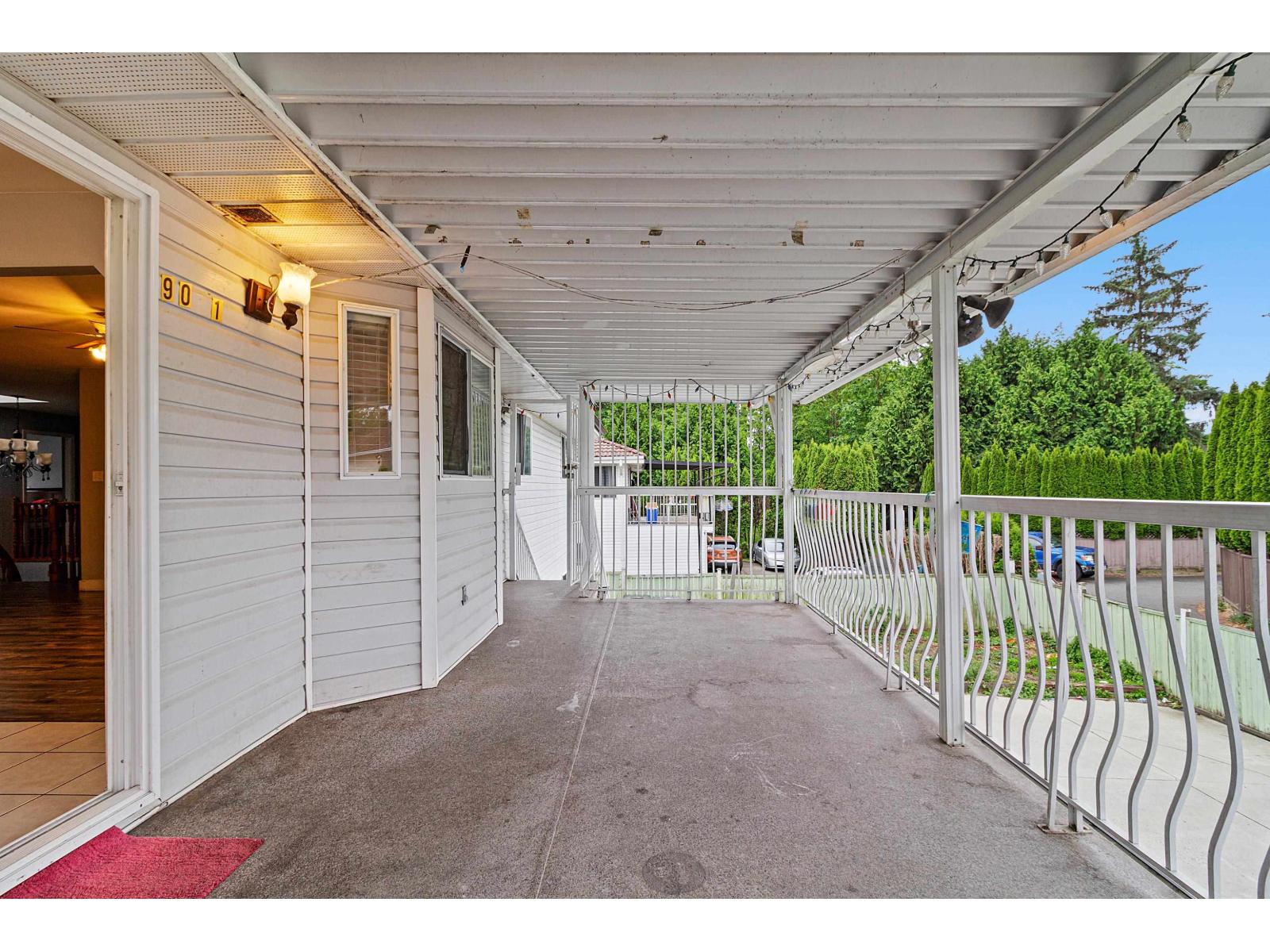9011 King George Boulevard, Surrey, British Columbia  V3V 5V7 - Photo 37 - R3117342