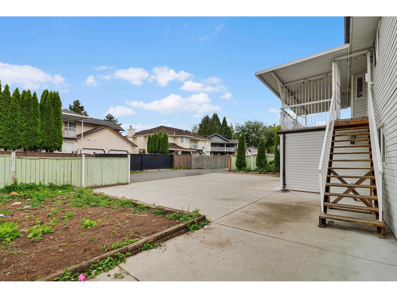 9011 King George Boulevard, Surrey, British Columbia  V3V 5V7 - Photo 38 - R3117342