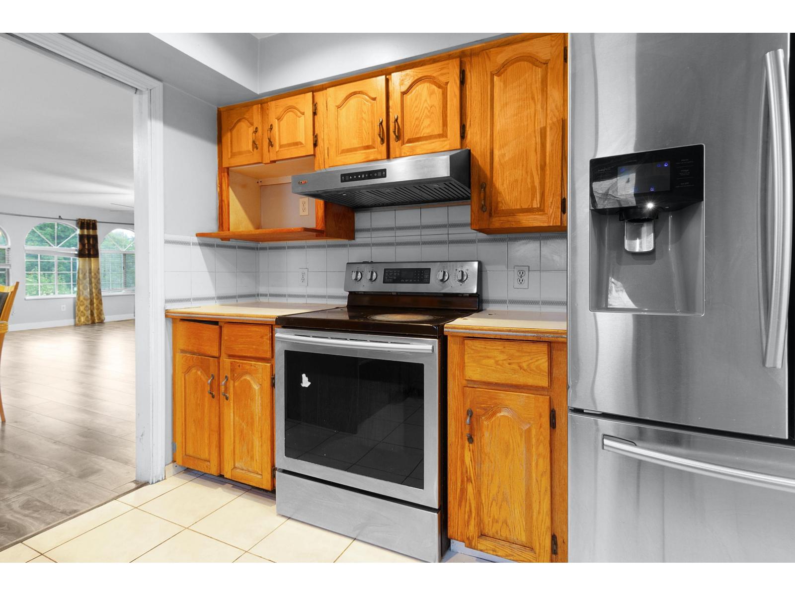 9011 King George Boulevard, Surrey, British Columbia  V3V 5V7 - Photo 24 - R3117342