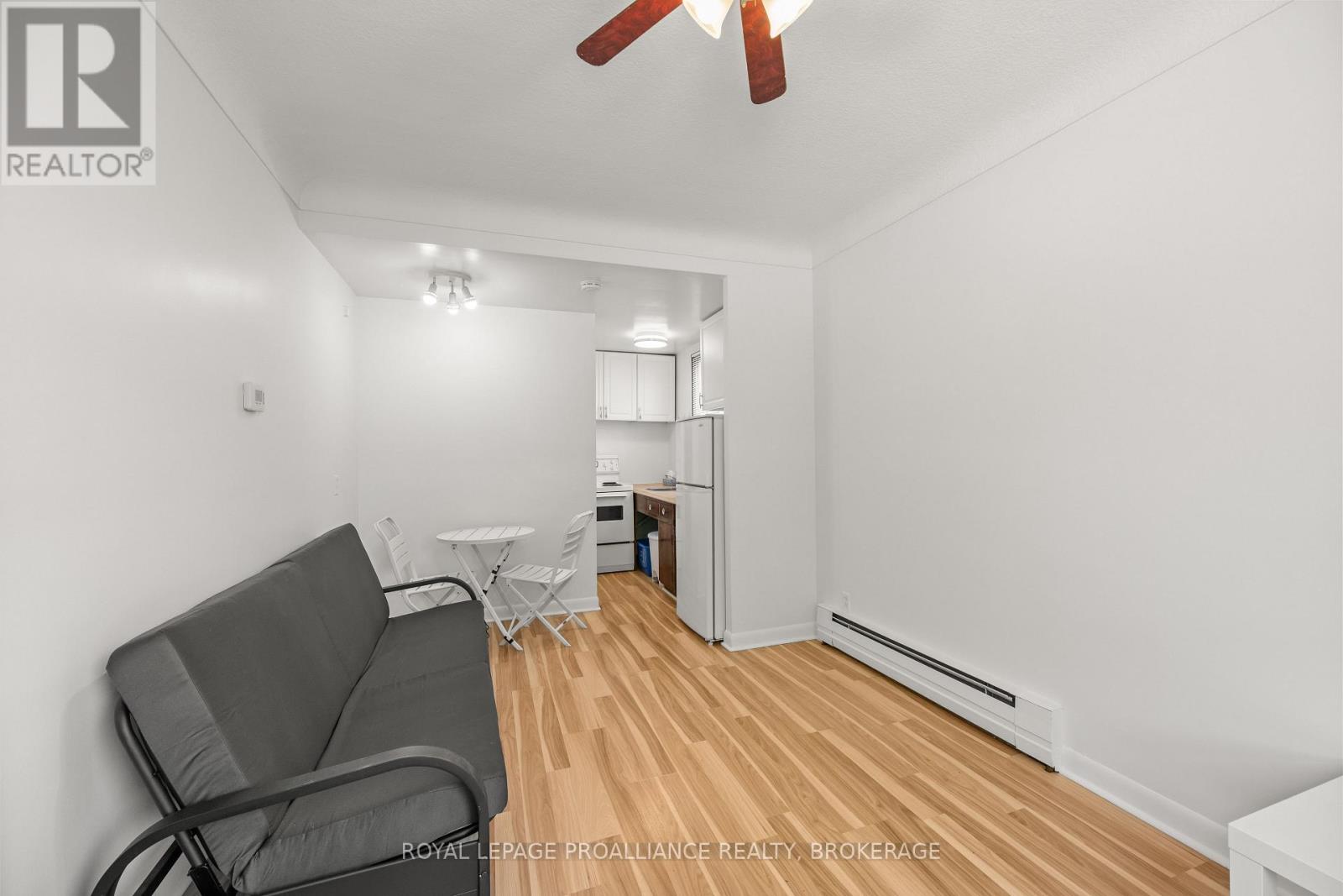 176 Nelson Street, Kingston, Ontario  K7L 3X1 - Photo 5 - X13209538