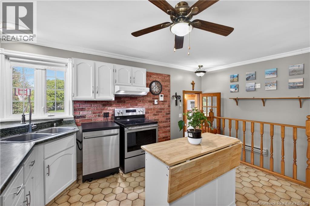 49 Mcintosh Street, Miramichi, New Brunswick  E1N 2B3 - Photo 9 - NB140084