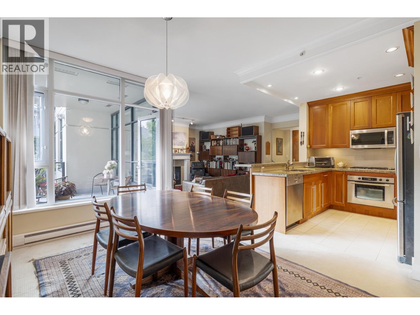 304 4685 Valley Drive, Vancouver, British Columbia V6J 5M2 - Photo 11 - R3129130