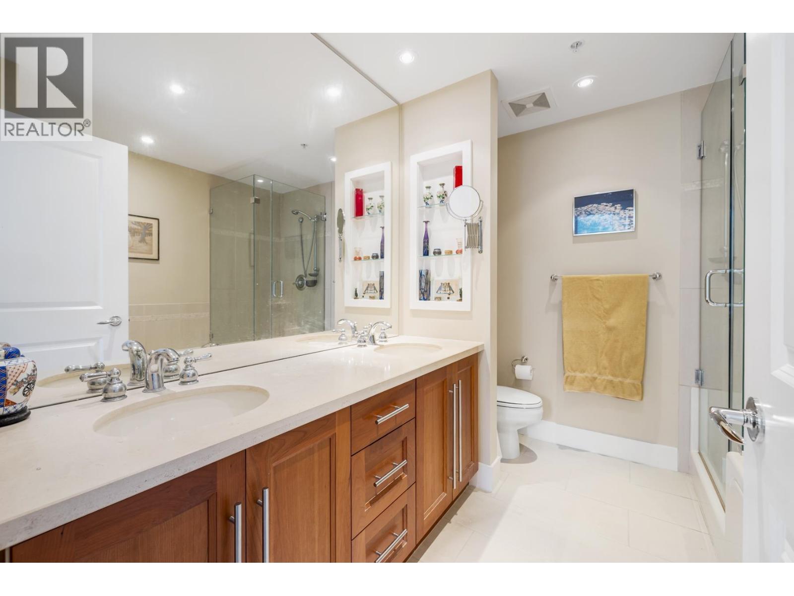 304 4685 Valley Drive, Vancouver, British Columbia V6J 5M2 - Photo 17 - R3129130