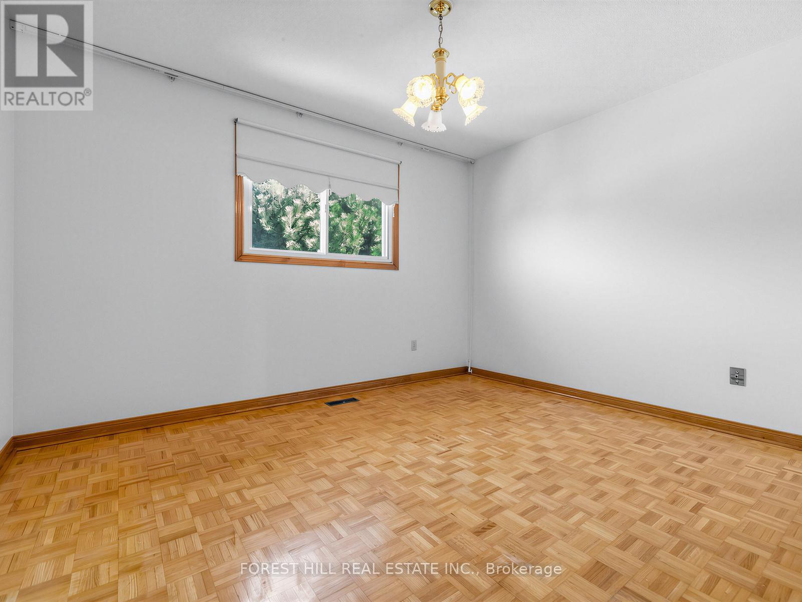 10 Boyne Highland Court, Vaughan, Ontario  L4K 1K4 - Photo 16 - N13209514