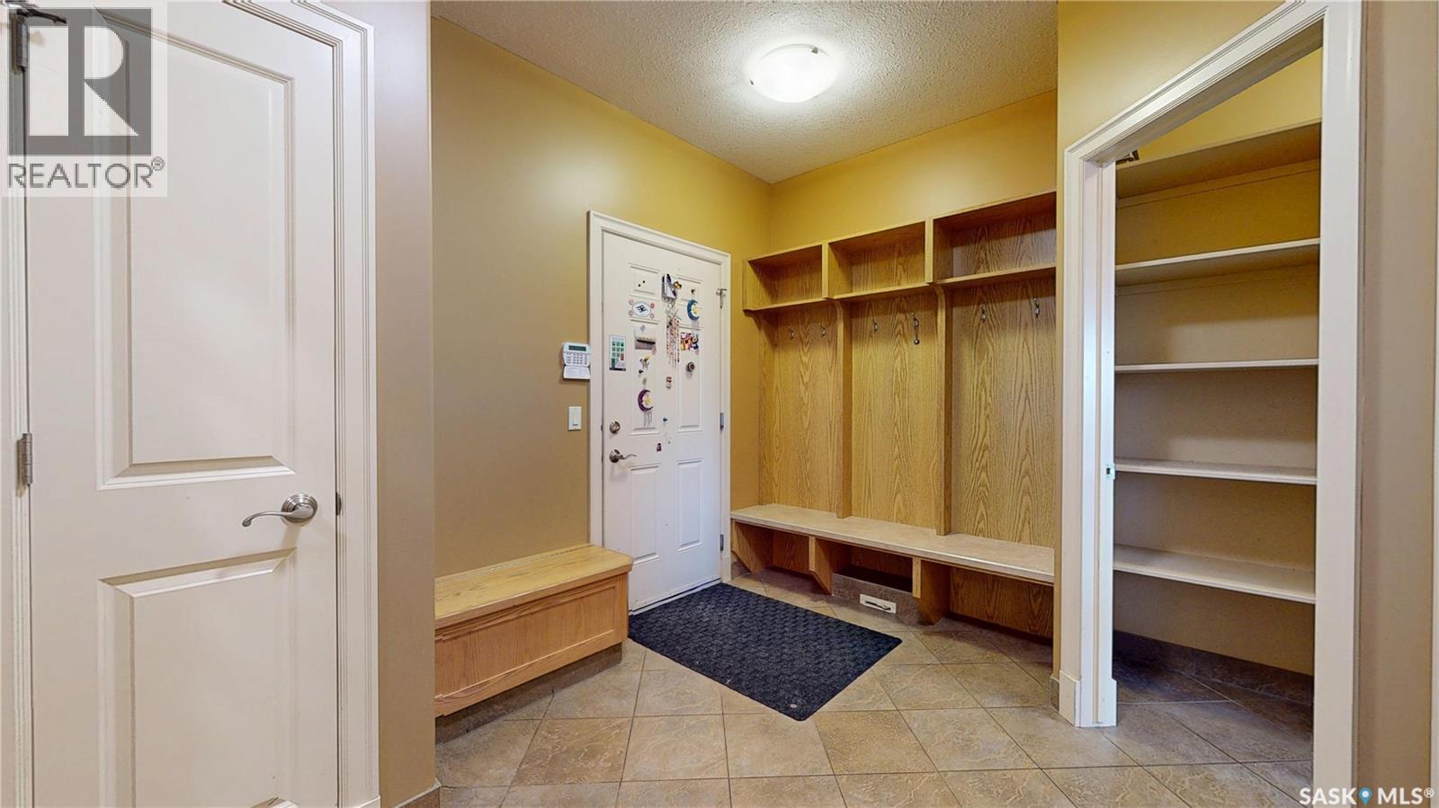 N 1538 Lakeridge Drive, Regina, Saskatchewan  S4X 4L5 - Photo 27 - SK037387