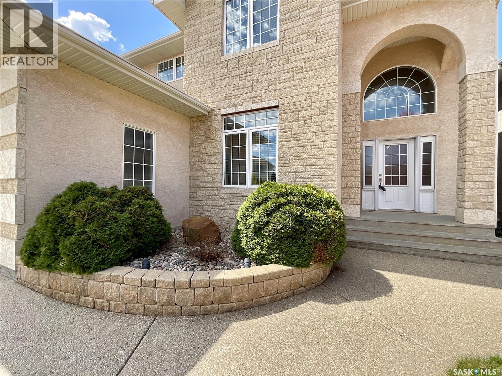 N 1538 Lakeridge Drive, Regina, Saskatchewan  S4X 4L5 - Photo 4 - SK037387