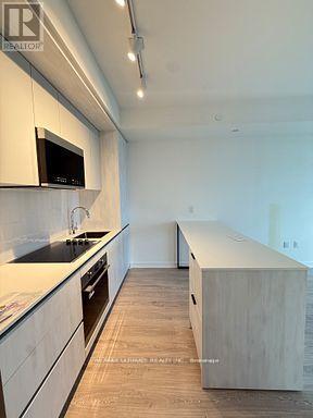 820 - 2485 Eglinton Avenue W, Mississauga, Ontario  L5M 2T1 - Photo 13 - W13209486