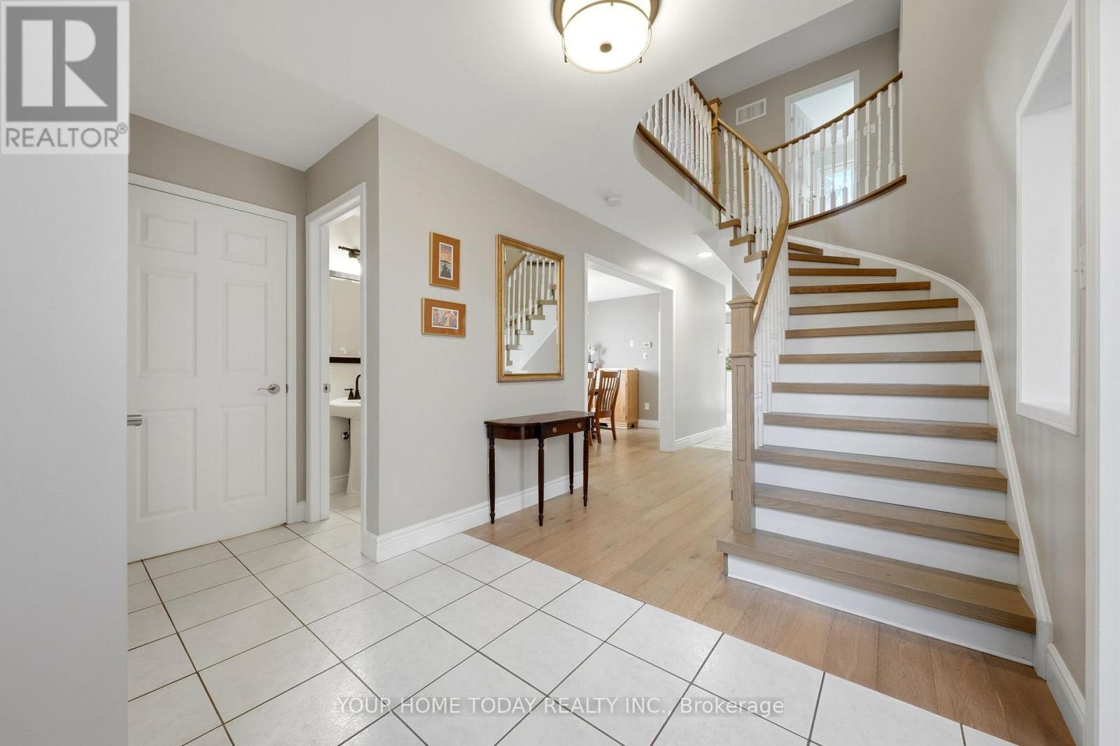 5 Curry Crescent, Halton Hills, Ontario  L7G 5L4 - Photo 3 - W13209492