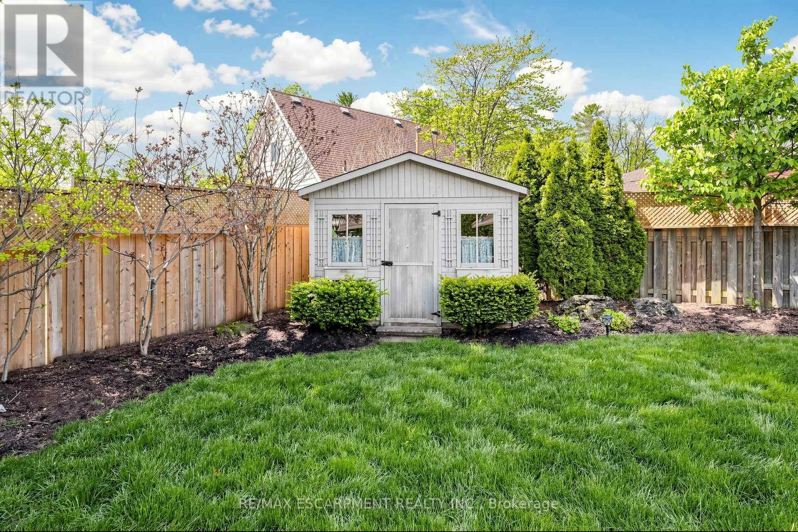 1365 Ester Drive, Burlington, Ontario  L7P 1L4 - Photo 42 - W13209502