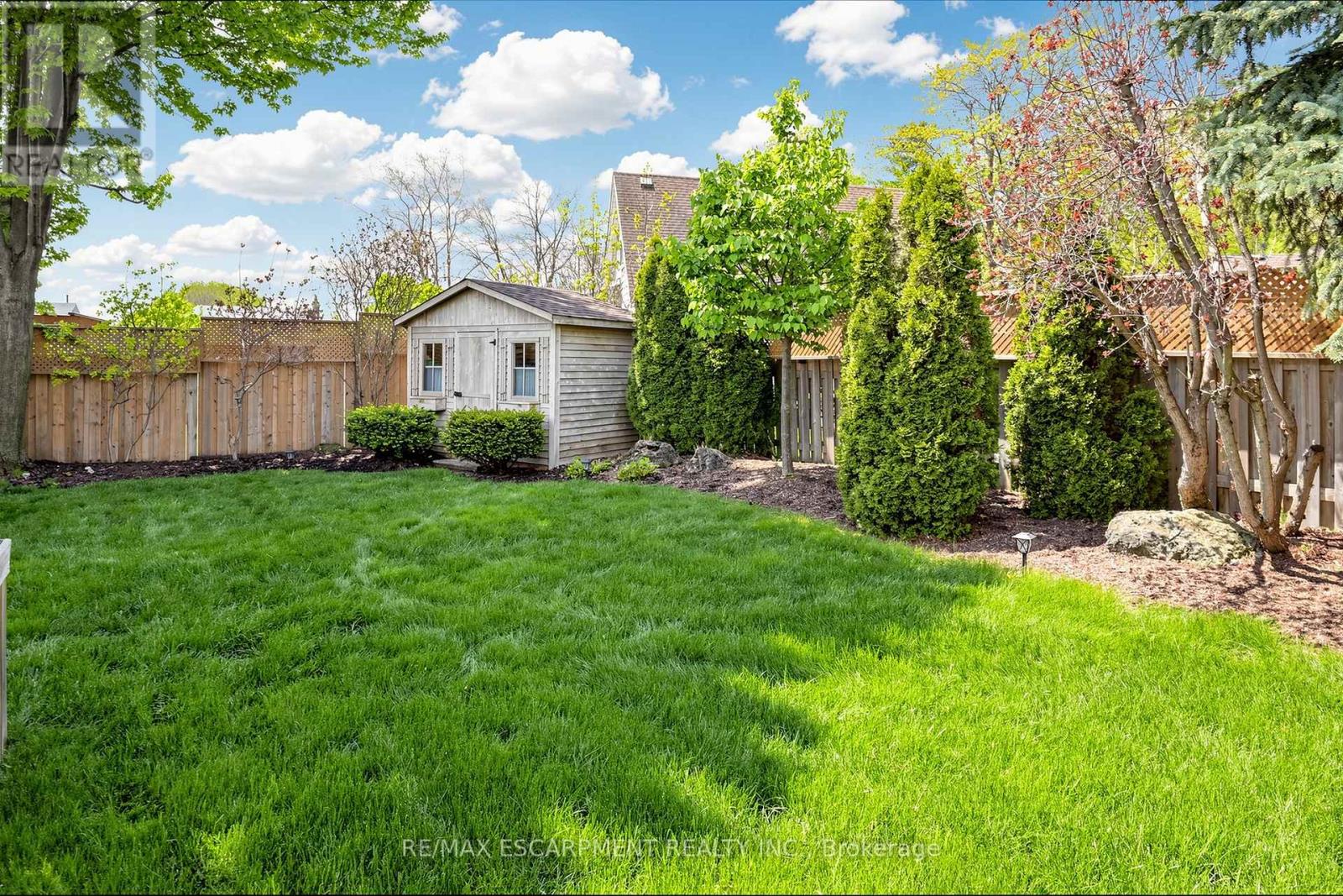 1365 Ester Drive, Burlington, Ontario  L7P 1L4 - Photo 43 - W13209502