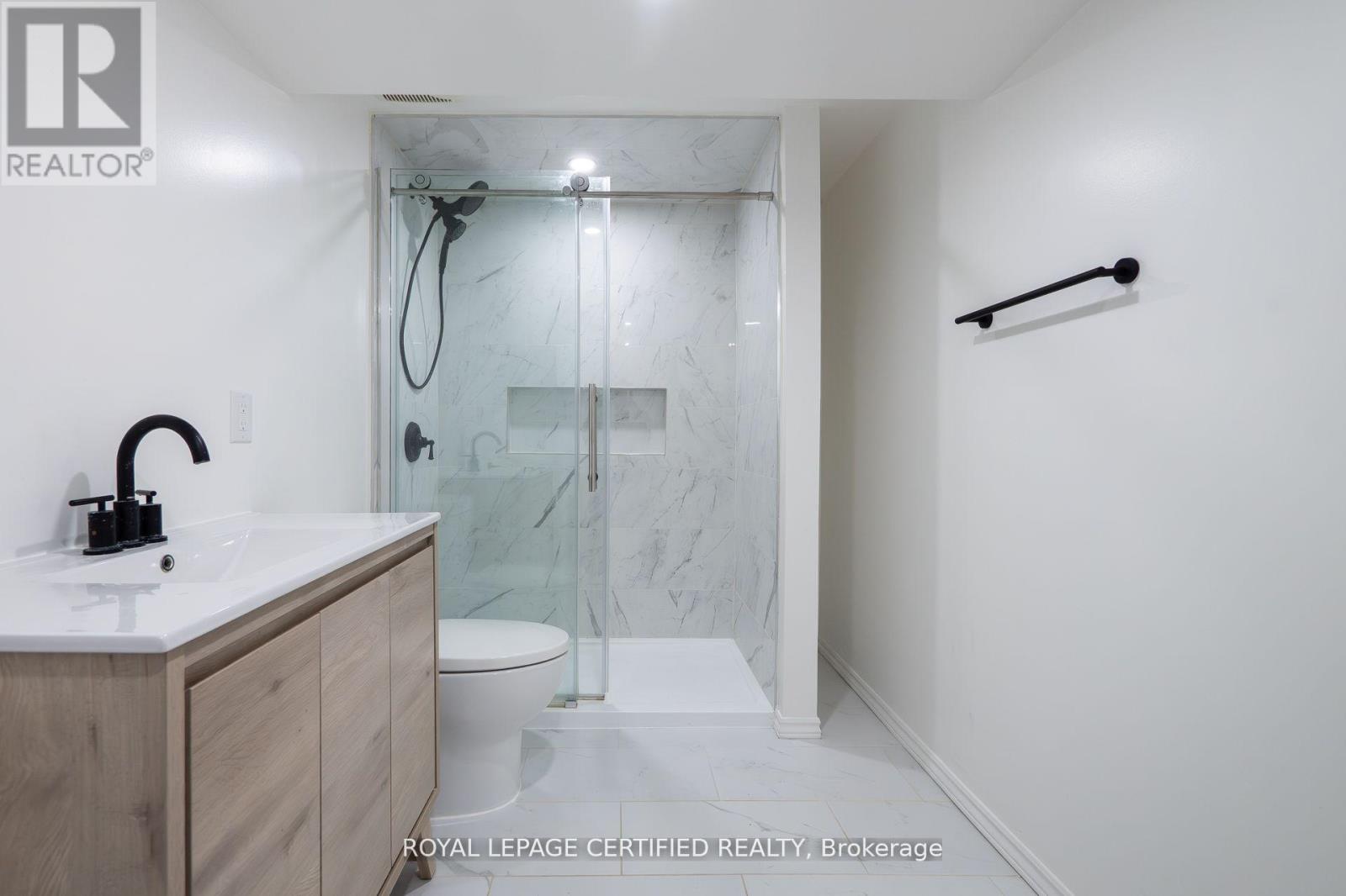 643 Garden Walk, Mississauga, Ontario  L5W 1V9 - Photo 42 - W13209536