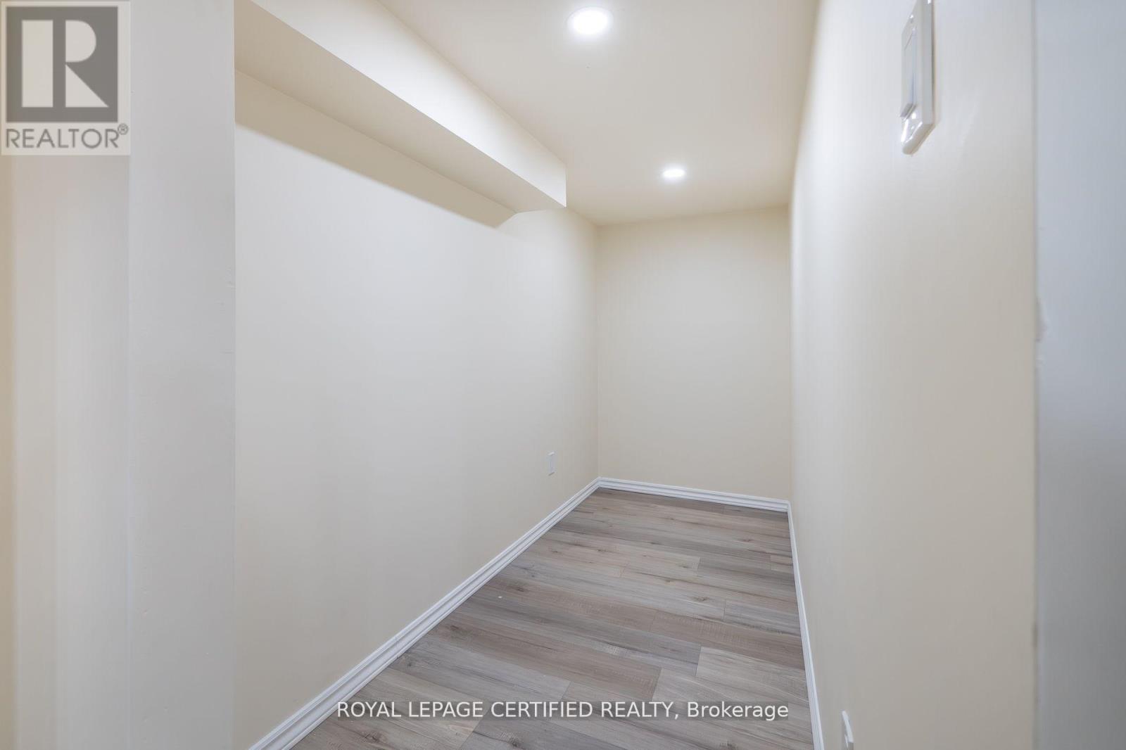 643 Garden Walk, Mississauga, Ontario  L5W 1V9 - Photo 48 - W13209536