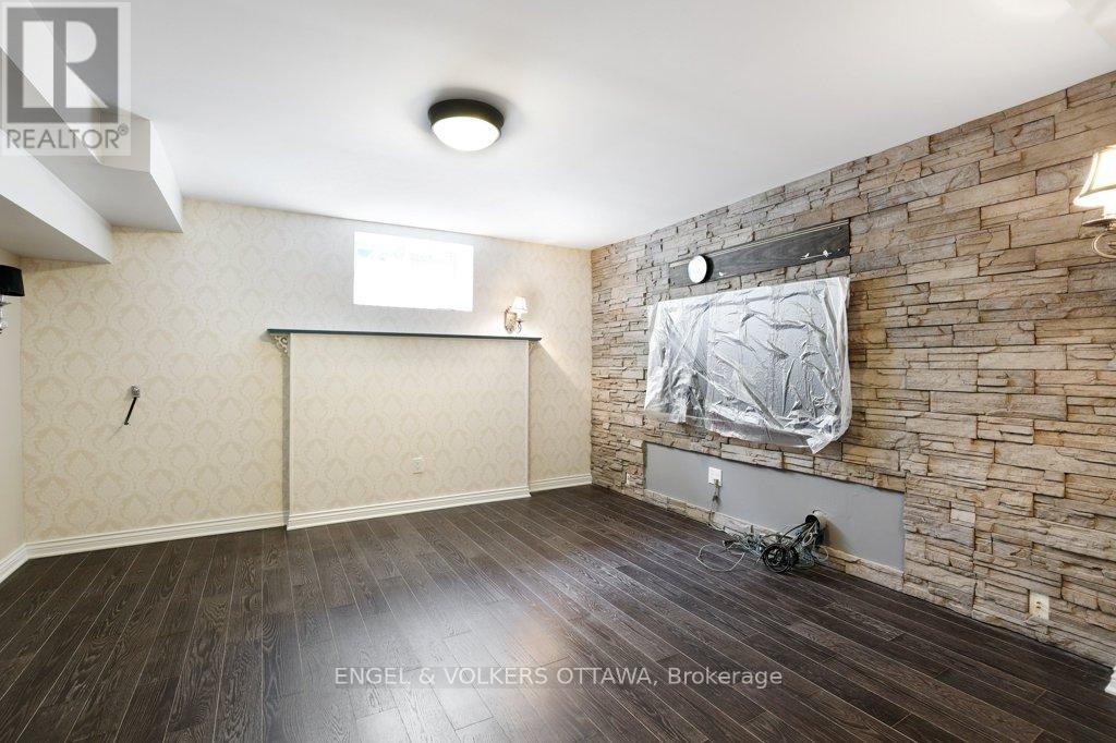 23 Biscayne Crescent, Ottawa, Ontario K2E 5R9 - Photo 31 - X13207554