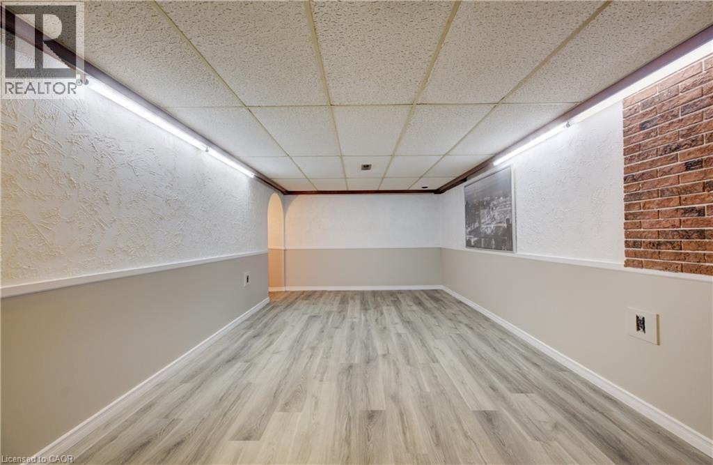 121 University Avenue E Unit# 22, Waterloo, Ontario  N2J 2W1 - Photo 22 - 40809199
