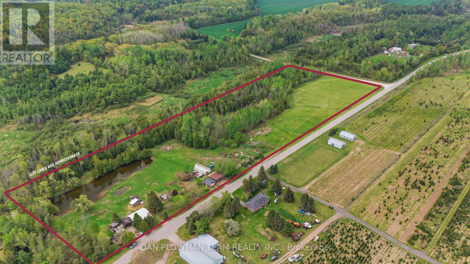 <div class="slider-price">$621,000</div><p>321 Sandy Flats Road, Trent Hills, Ontario</p>
