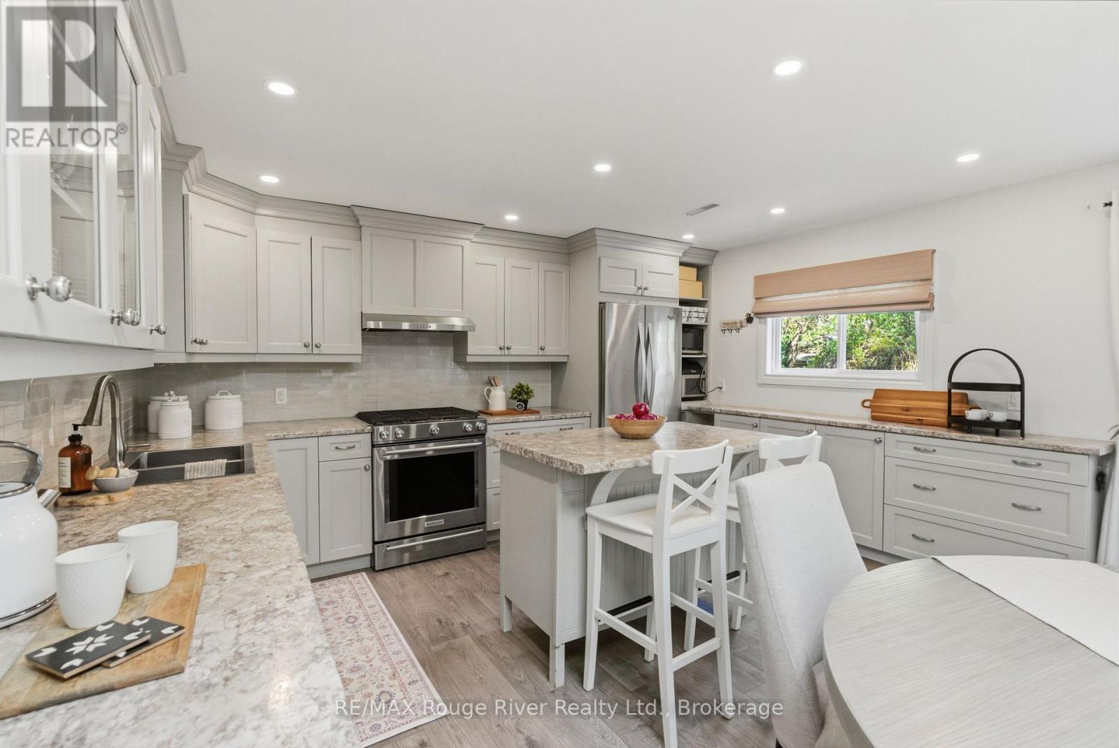 897 Parklane Avenue, Oshawa, Ontario  L1G 1N7 - Photo 21 - E13209624