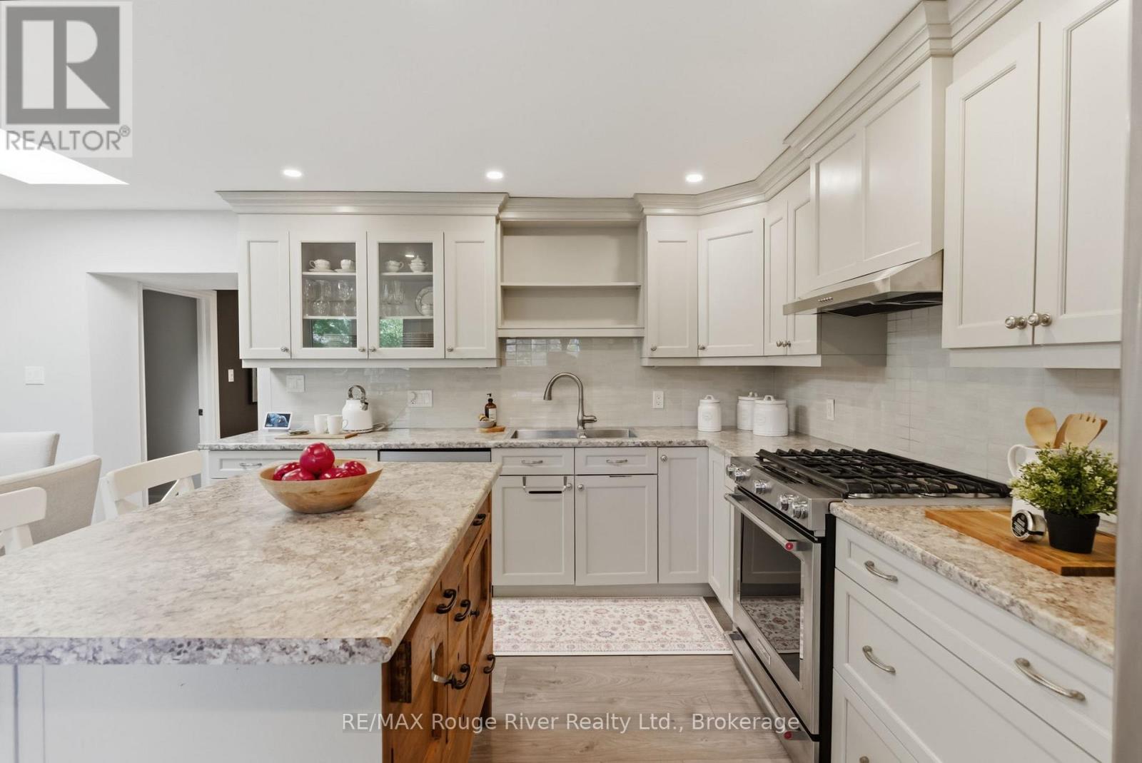 897 Parklane Avenue, Oshawa, Ontario  L1G 1N7 - Photo 22 - E13209624