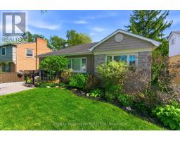 897 PARKLANE AVENUE, Oshawa, Ontario
