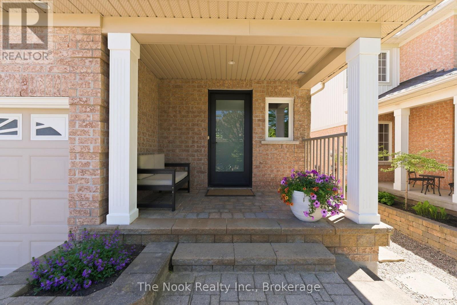 149 Toscana Drive, Whitby, Ontario  L1R 2Z9 - Photo 2 - E13209714