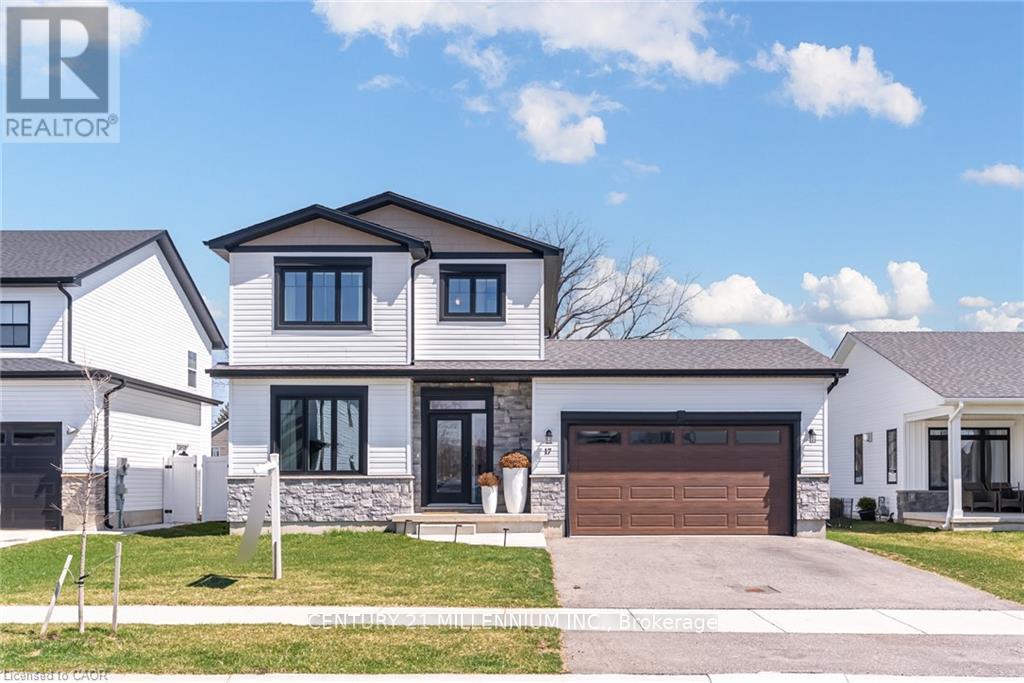 17 Helen Court, Central Elgin, Ontario  N0L 1B0 - Photo 3 - X13209510