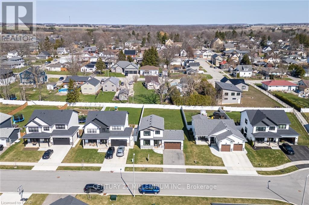 17 Helen Court, Central Elgin, Ontario  N0L 1B0 - Photo 47 - X13209510