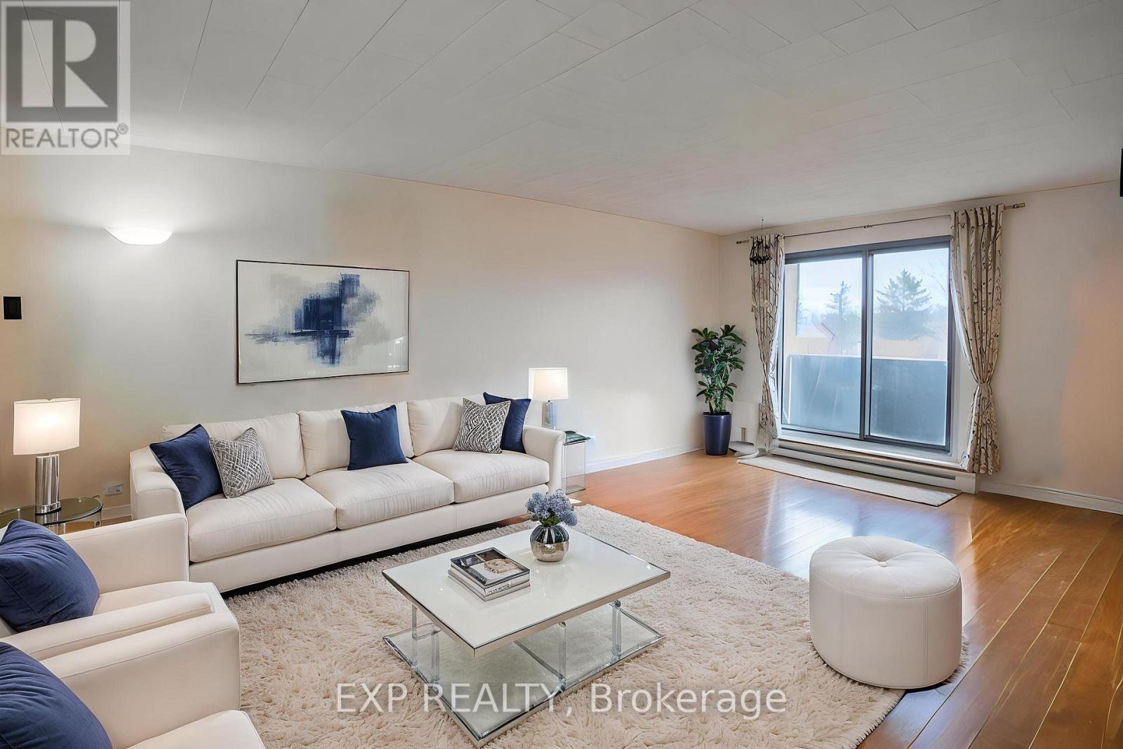 302 - 29 West Avenue W, Kitchener, Ontario  N2M 5E4 - Photo 1 - X13209522