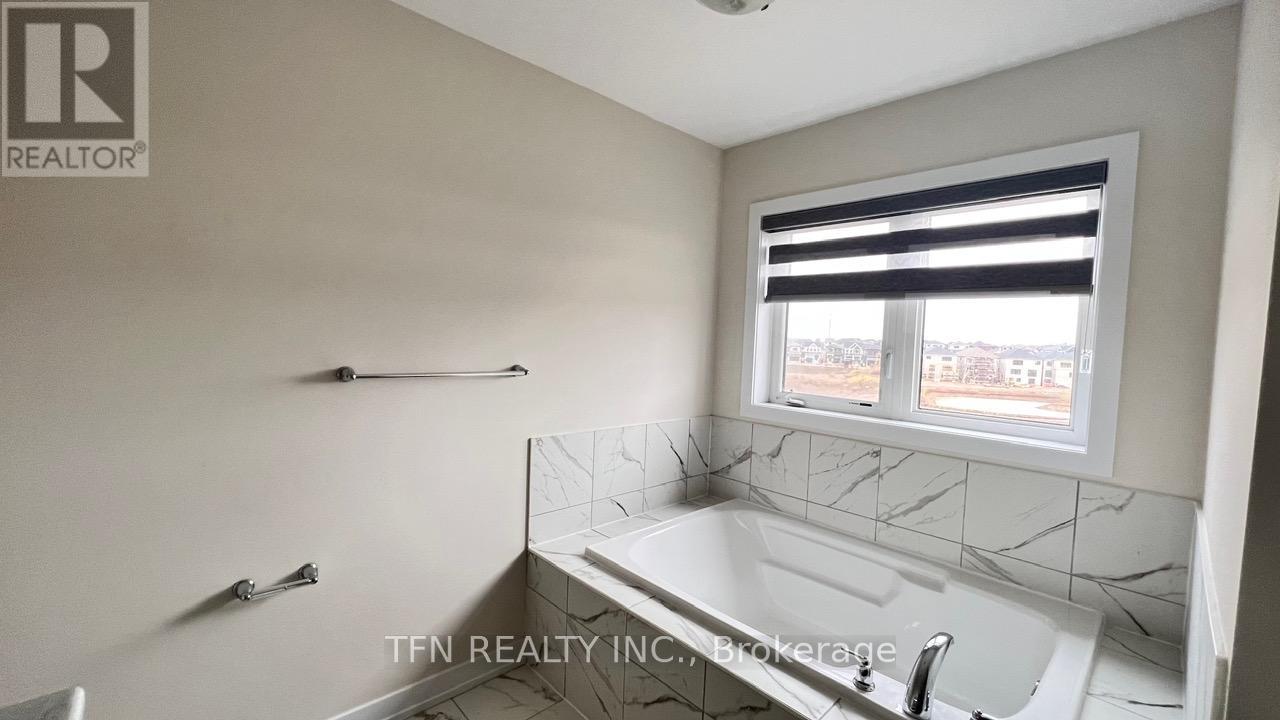 Unknown Address, ,    - Photo 23 - X13209576