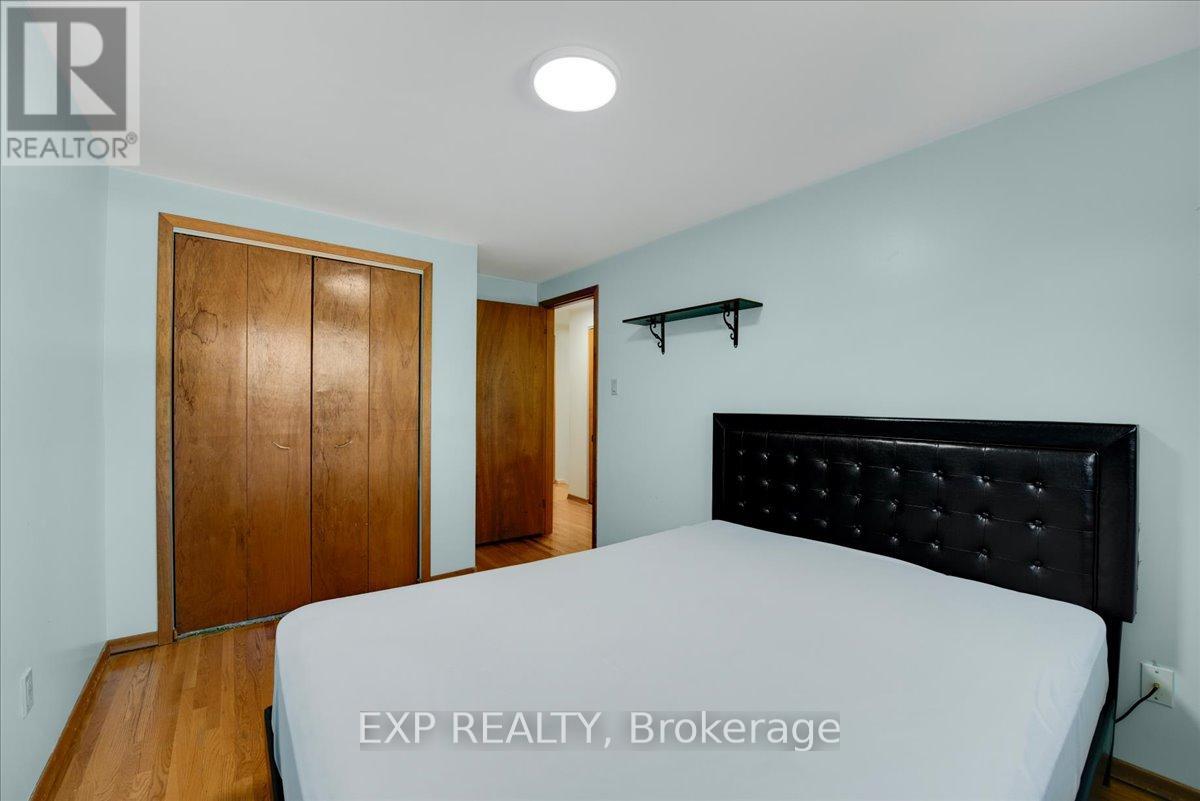 376 Surrey Drive, Oshawa (Eastdale), Ontario  L1G 6H1 - Photo 18 - E13209172