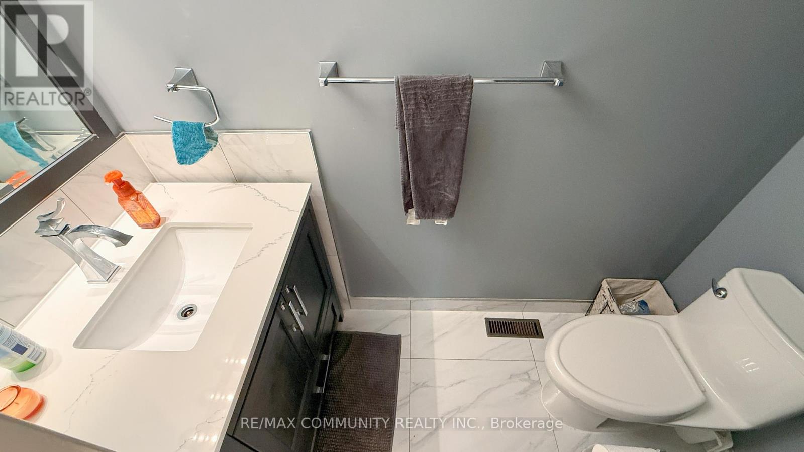 66 Mcgonigal Lane, Ajax, Ontario  L1T 4G9 - Photo 13 - E13209456
