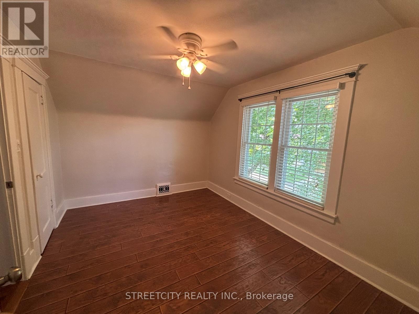 217 Kathleen Avenue, Sarnia, Ontario  N7T 1E1 - Photo 9 - X13209764