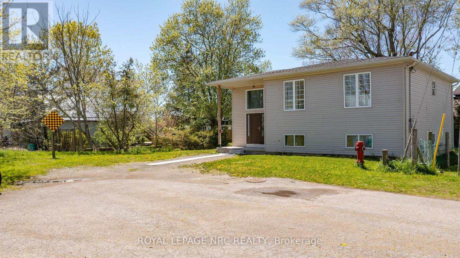 220 Port Colborne Drive, Port Colborne, Ontario  L3K 2M5 - Photo 2 - X13051482