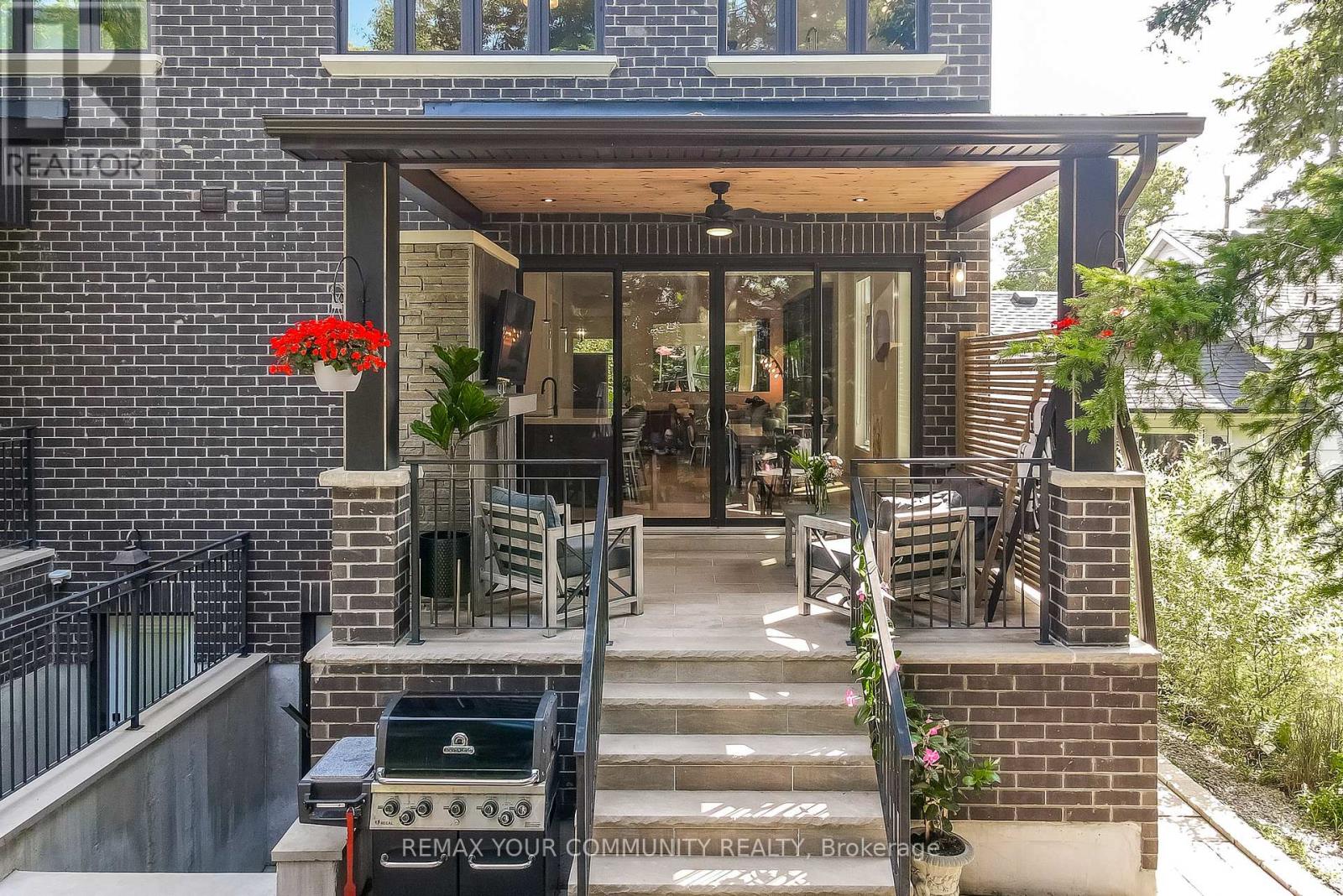 116 Lucas Street, Richmond Hill, Ontario  L4C 4P5 - Photo 48 - N13209350