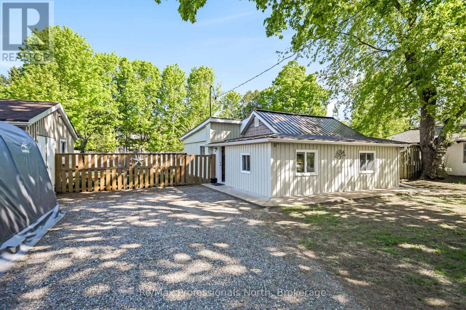 550 Pinedale Road, Gravenhurst, Ontario  P1P 1M1 - Photo 17 - X13128906