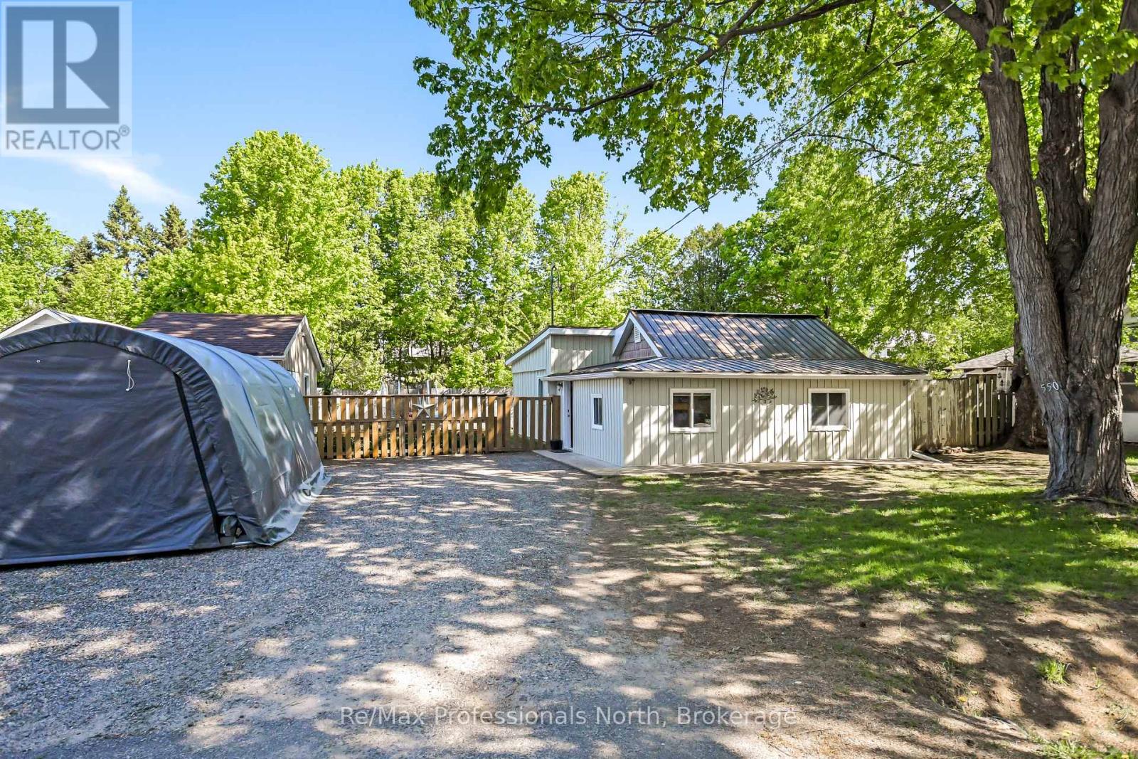 550 PINEDALE ROAD, Gravenhurst, Ontario